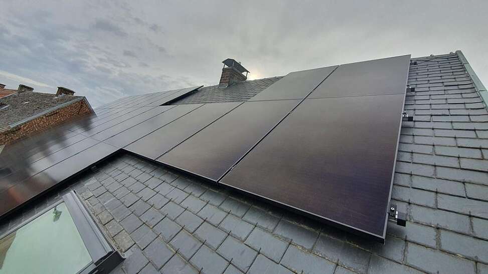 zonnepanelen op dak voor hoge opbrengst